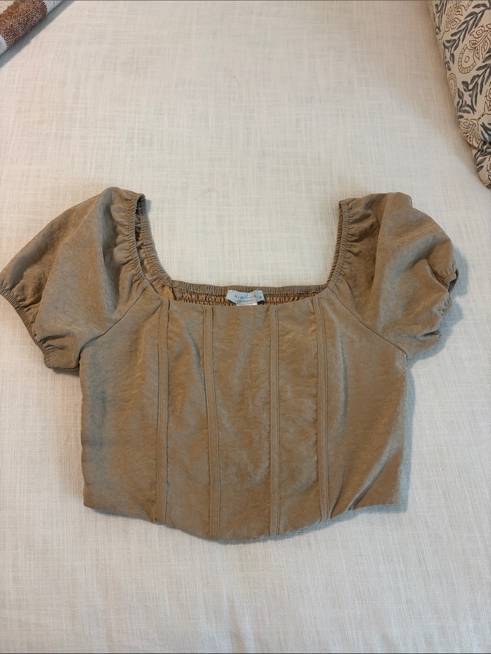 Square-Neck Puff Sleeve Crop Top in Taupe — Unbranded